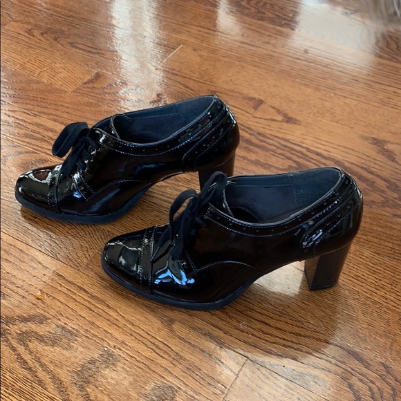 Aerosoles US 7 1/2 Black Patent Leather Shoes - Picture 2 of 7
